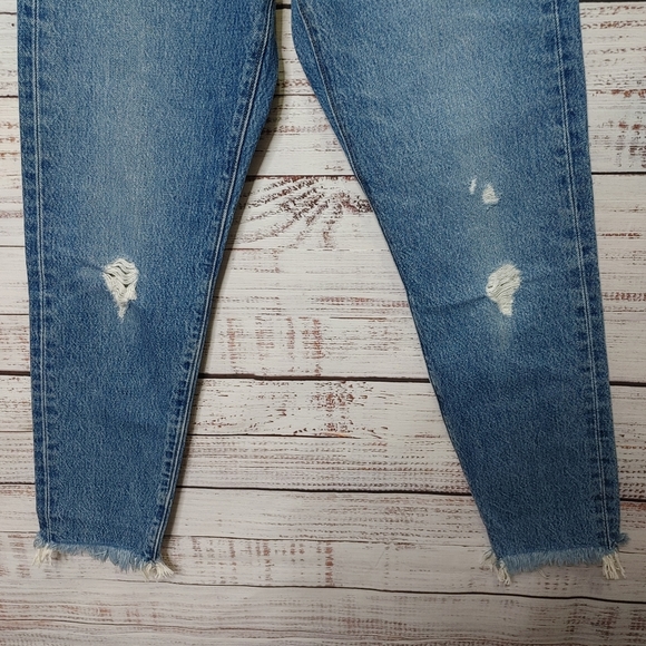 Levi's High Rise Blue Jeans for Women - Picture 4 of 14